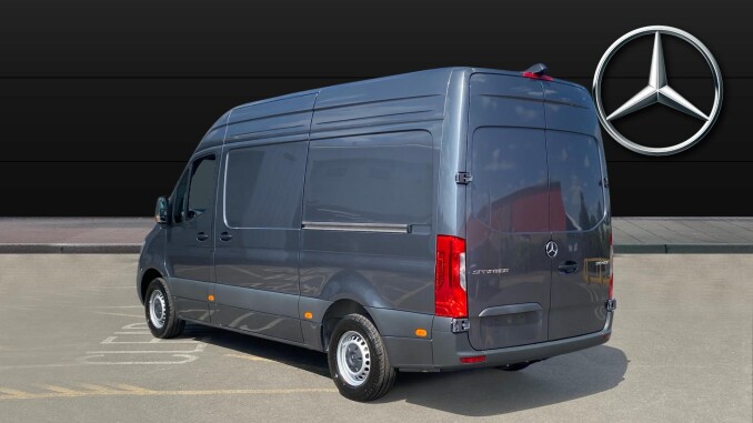 Mercedes-Benz Sprinter 315Cdi L2 Diesel Rwd 3.5t H2 Pro Van 9G-Tronic - Image 4
